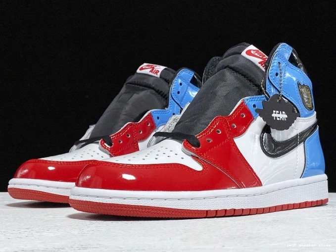 Reps LUCY OG Air Retro 1 High Jordan CK5666-100 Fearless 0702